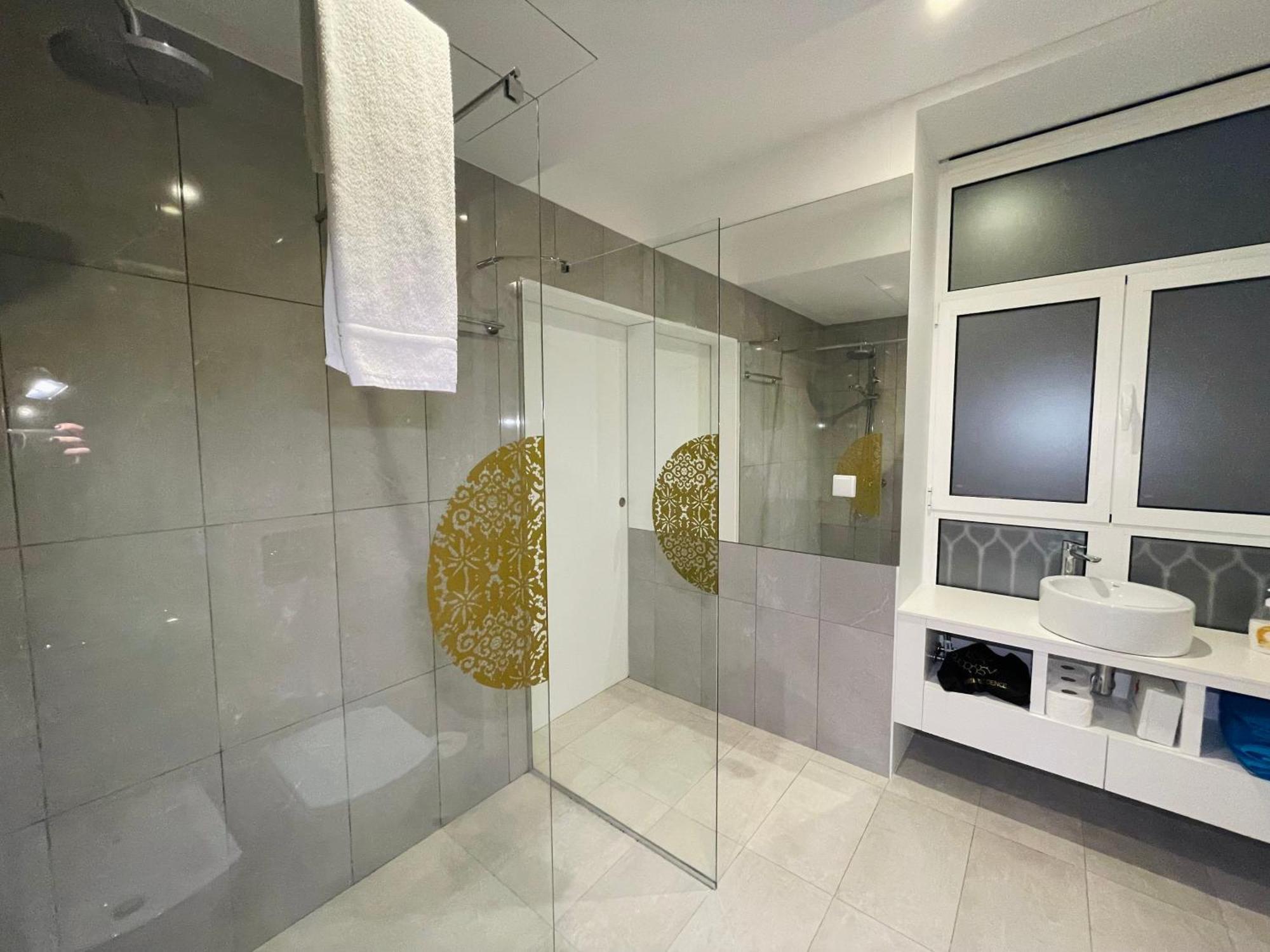 Apartamento Hortas 21 H10 *
