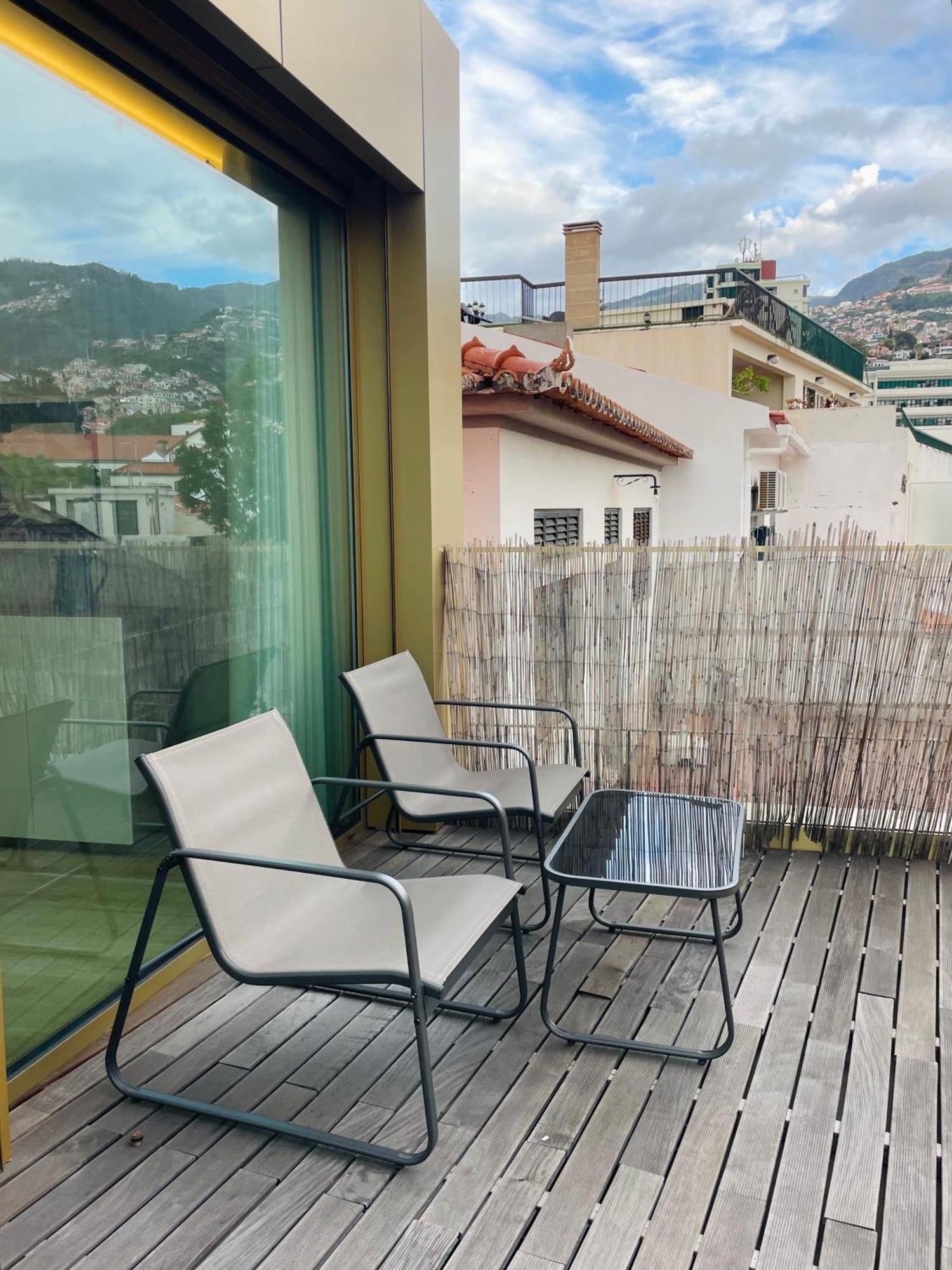 Hortas 21 H10 Funchal (Madeira)