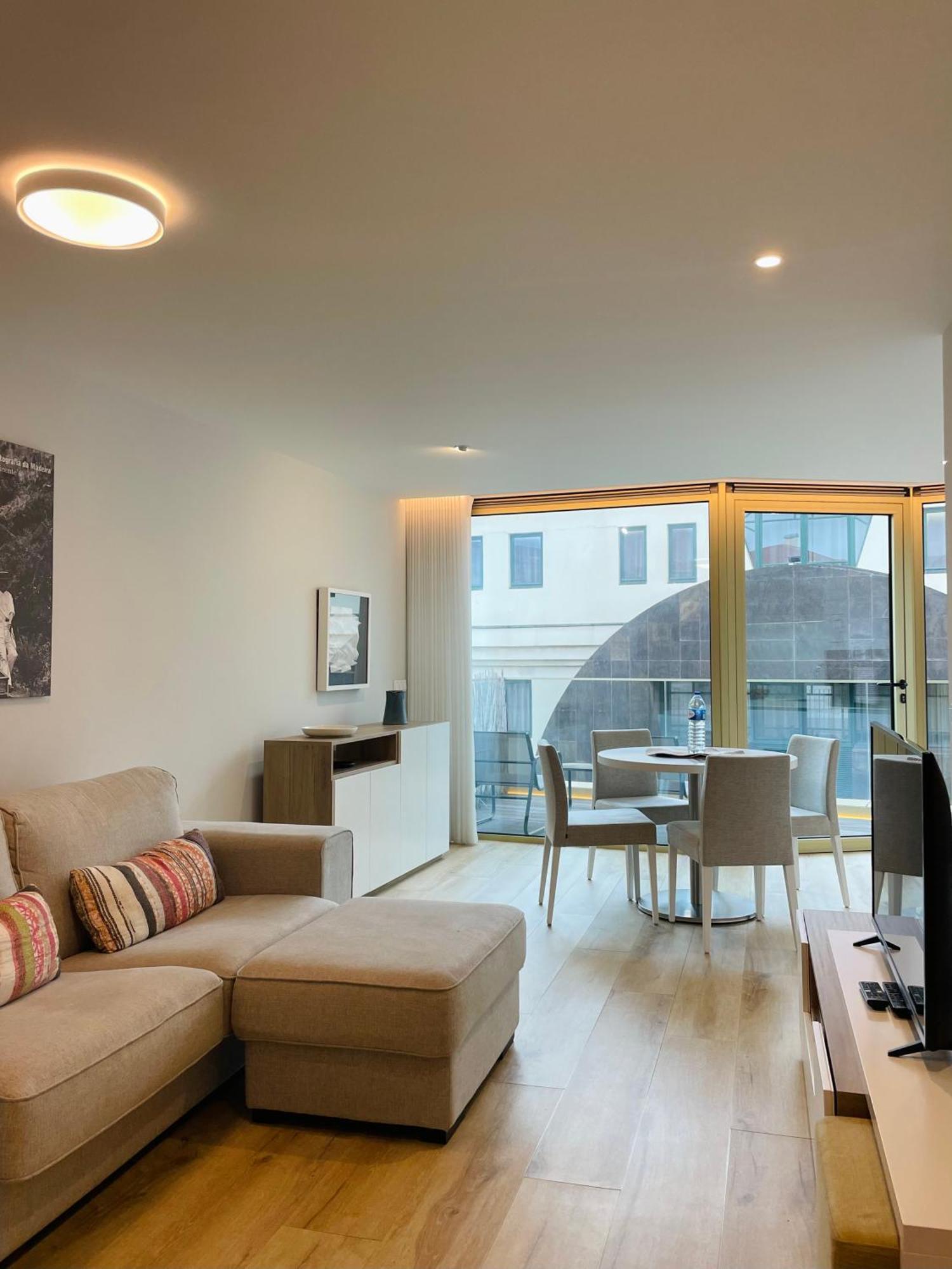 Hortas 21 H10 Apartamento Funchal (Madeira)